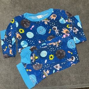 Out of this world two piece set